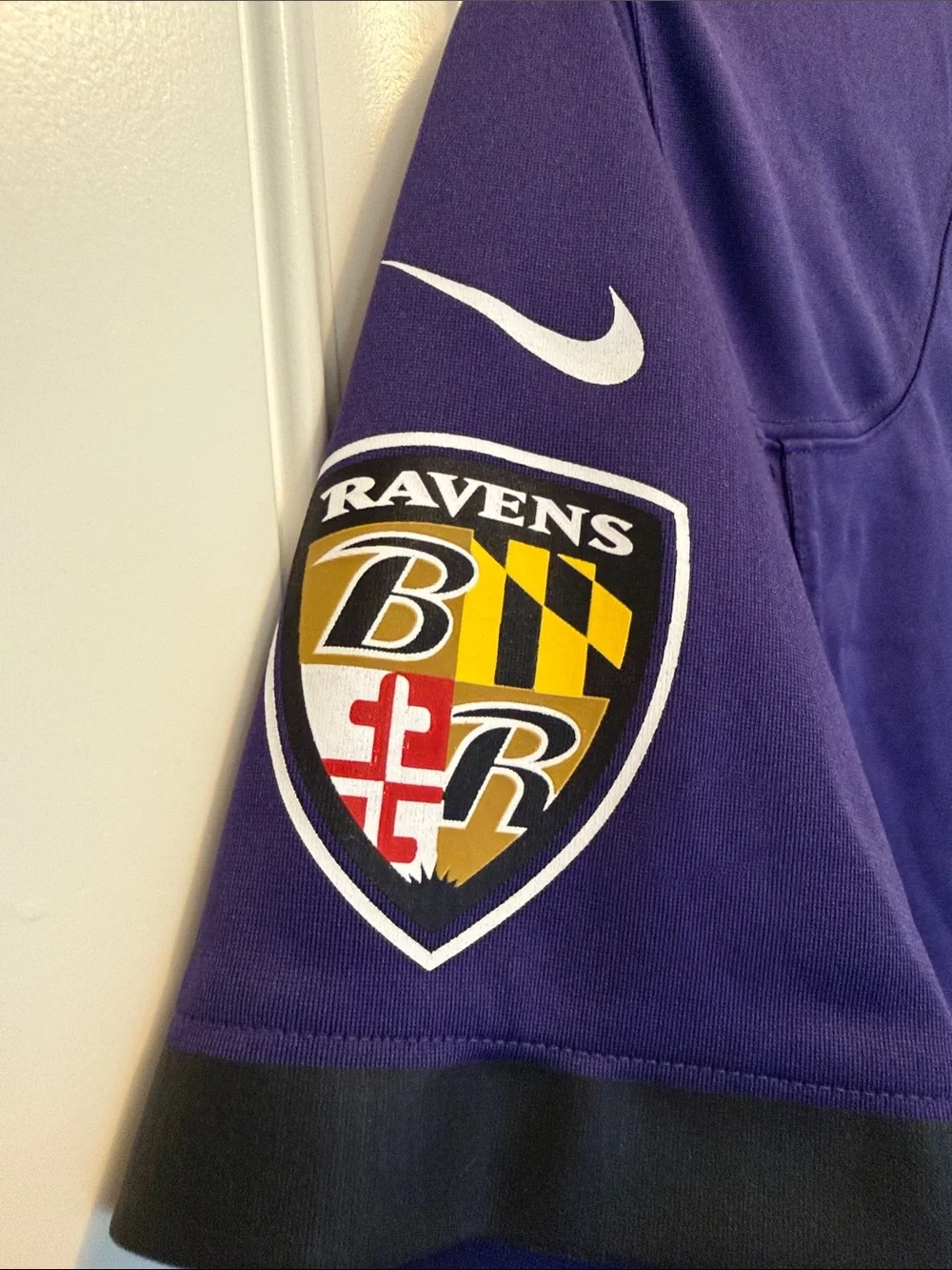 Nike ravens large